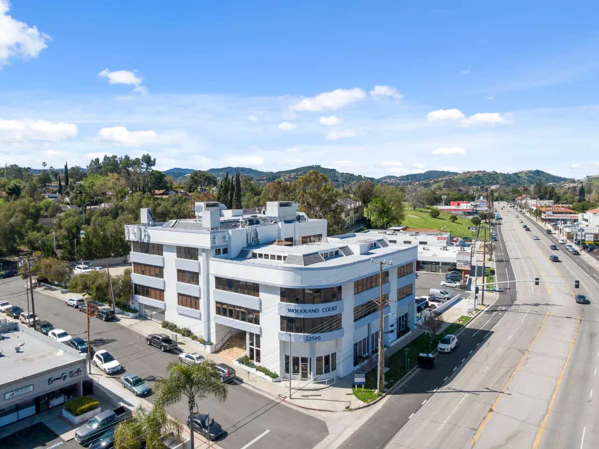 Aerial view of the Woodland Court office building on Ventura Boulevard in Woodland Hills