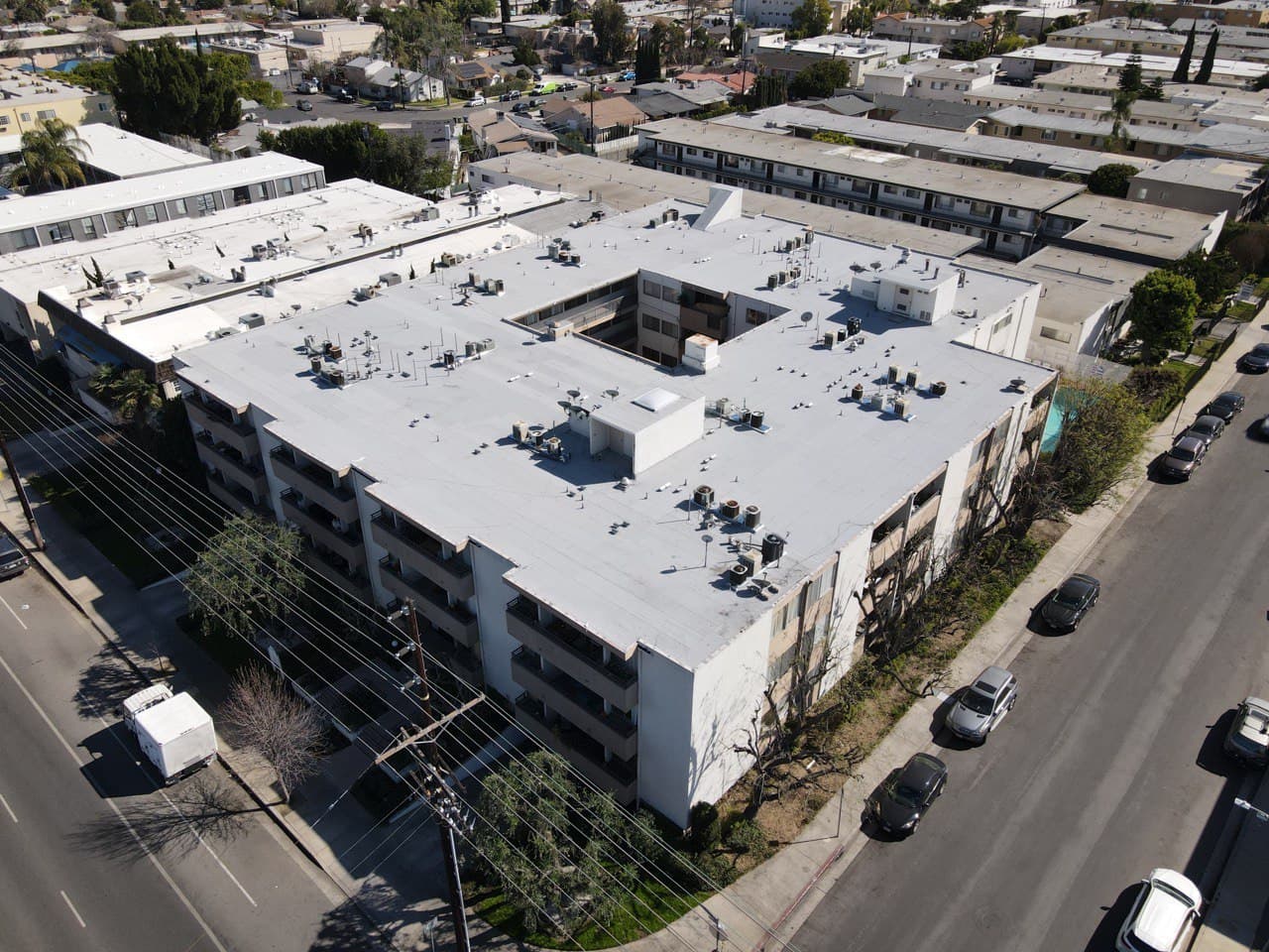 Roofing Contractors Los Angeles